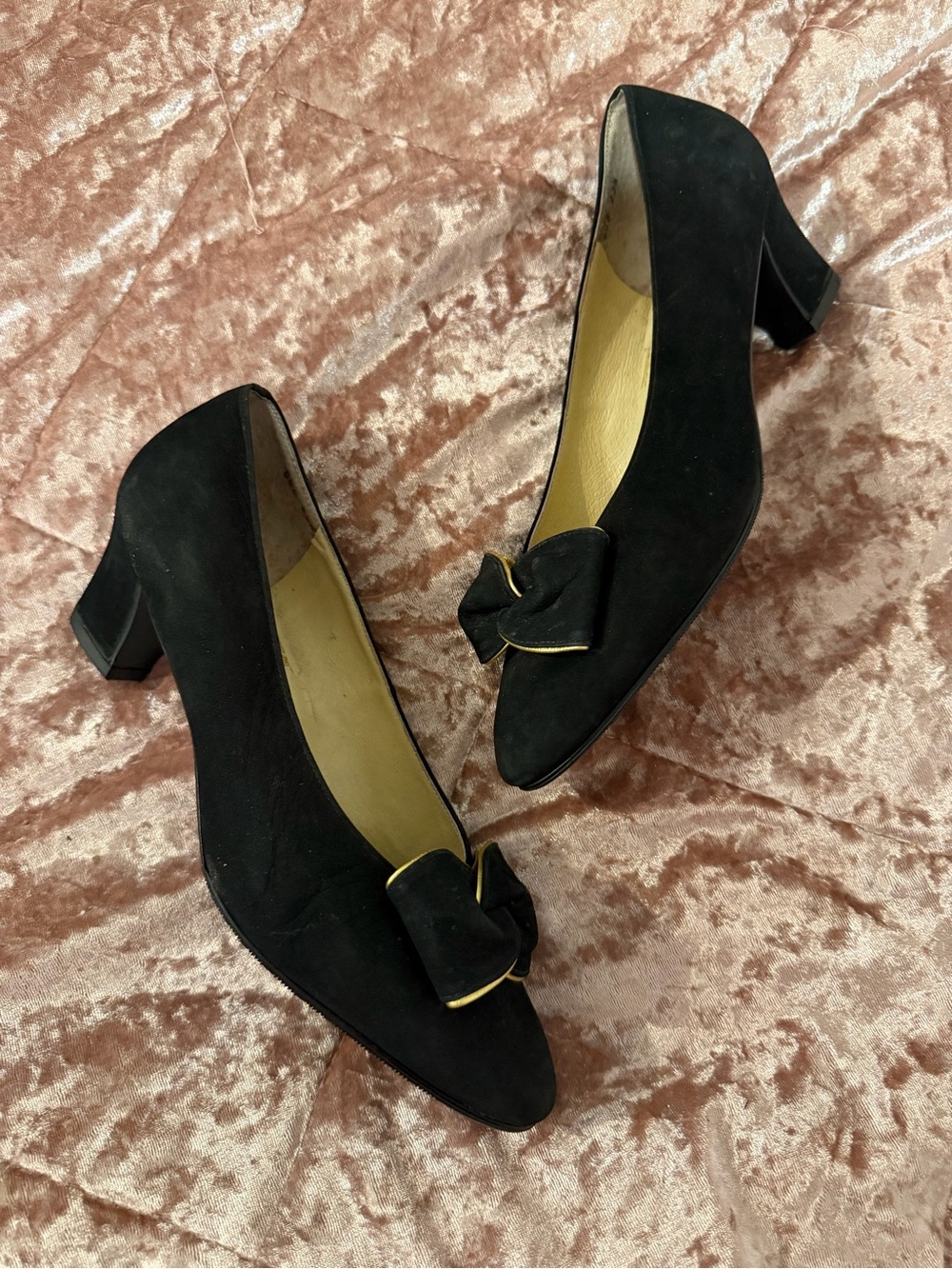Pool Side Japanese Brand Vintage Black Suede Bow Block Heels